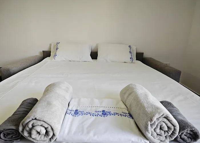 Vasil Gjika 2 * Tirana